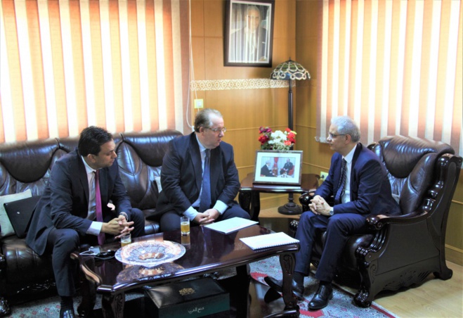 استقبل الأخ الامين العام يوم الأربعاء 18 يوليو 2018 أعضاء اللجنة  التي صهرت على إعداد كتاب ابيض خاص بالإجراءات الكفيلة بنهوض قطاع السكن في المغرب استقبل الأخ الامين العام يوم الأربعاء 18 يوليو 2018 أعضاء اللجنة  التي صهرت على إعداد كتاب ابيض خاص بالإجراءات الكفيلة بنهوض قطاع السكن في المغرب