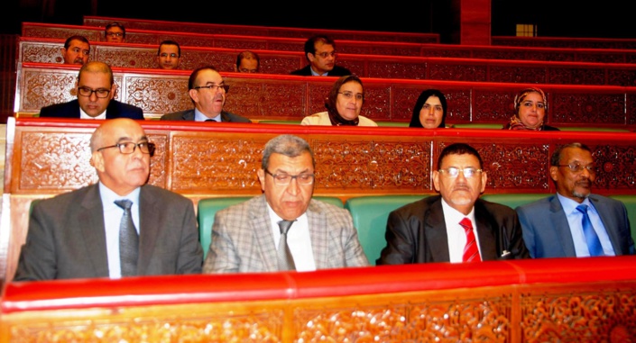 الفريق الاستقلالي بمجلس المستشارين يعبر عن اعتزازه بالتدخل الملكي لإنقاذ المغاربة من براثن الانفلات الأمني بليبيا الشقيقة الفريق الاستقلالي بمجلس المستشارين يعبر عن اعتزازه بالتدخل الملكي لإنقاذ المغاربة من براثن الانفلات الأمني بليبيا الشقيقة