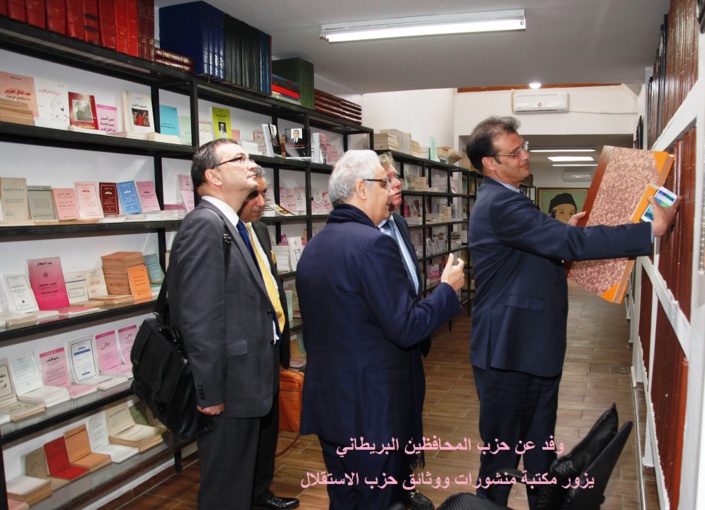 الأمين العام لحزب الاستقلال يستقبل وفدا عن حزب المحافظين البريطاني الحاكم الأمين العام لحزب الاستقلال يستقبل وفدا عن حزب المحافظين البريطاني الحاكم