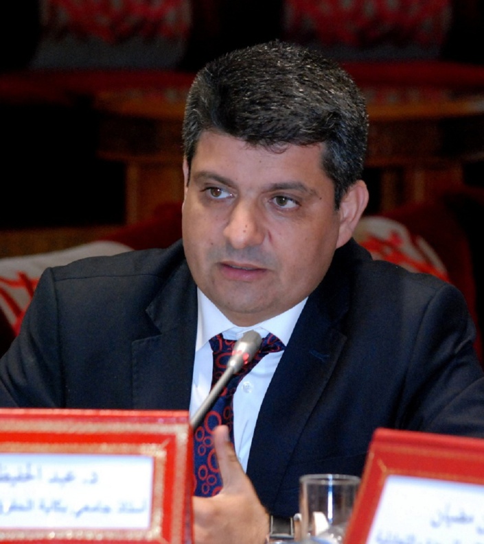 الأستاذ عبد الحفيظ أدمينو يشرح مضامين الخطاب الملكي في افتتاح الدورة الخريفية للبرلمان الأستاذ عبد الحفيظ أدمينو يشرح مضامين الخطاب الملكي في افتتاح الدورة الخريفية للبرلمان