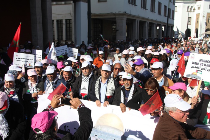 أمواج بشرية تتدفق على شوارع الرباط لنصرة القدس الشريف أمواج بشرية تتدفق على شوارع الرباط لنصرة القدس الشريف