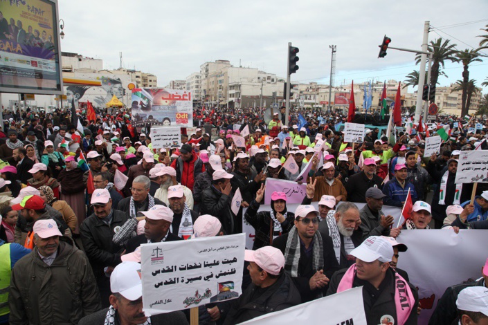 في مسيرة شعبية حاشدة: المغاربة ينتفضون ضد القرار الأمريكي الظالم في حق الشعب الفلسطيني