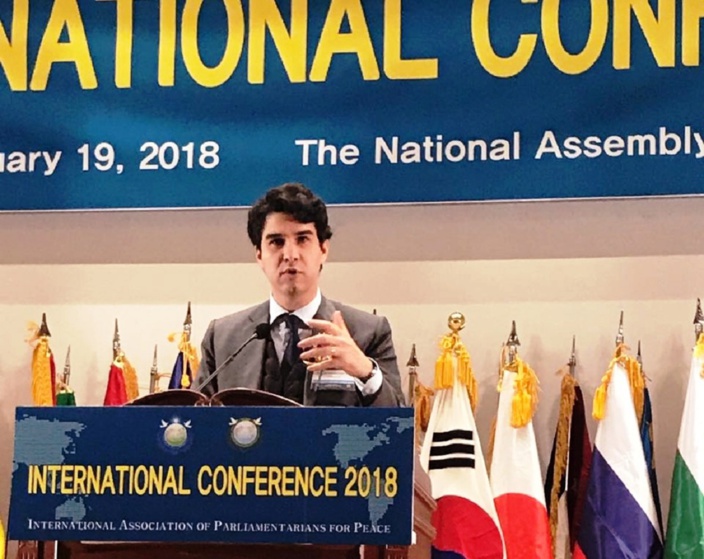 تعزيزا للدبلوماسية البرلمانية النائب عبد المجيد الفاسي يؤكد من برلمان كوريا الجنوبية: تعزيزا للدبلوماسية البرلمانية النائب عبد المجيد الفاسي يؤكد من برلمان كوريا الجنوبية: