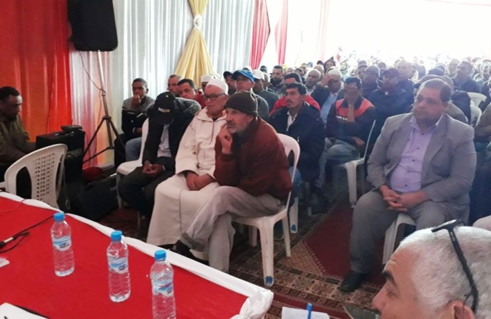 الأخ عزيز هيلالي يشرف على تجديد مكتب فرع حزب الاستقلال بسيدي علال التازي الأخ عزيز هيلالي يشرف على تجديد مكتب فرع حزب الاستقلال بسيدي علال التازي