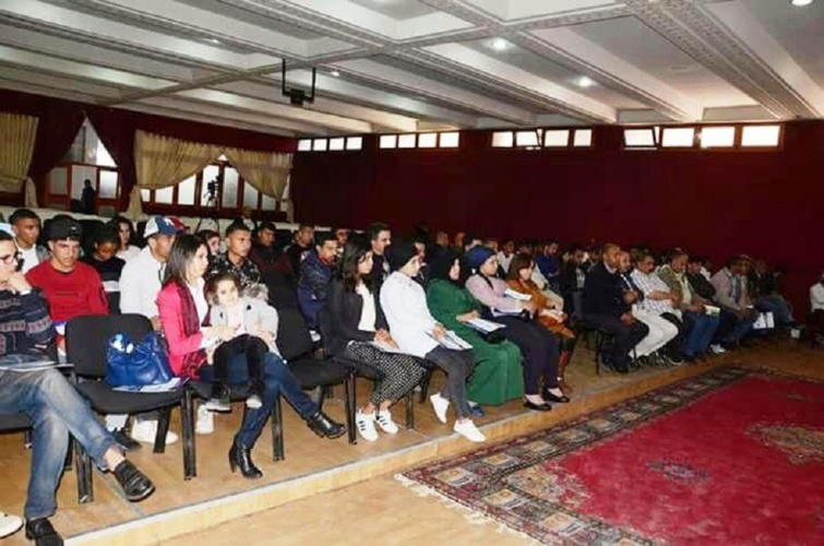 ضرورة تقديم أجوبة فكرية وعملية عن أزمة القيم التي يتخبط  فيه  الشباب ضرورة تقديم أجوبة فكرية وعملية عن أزمة القيم التي يتخبط  فيه  الشباب