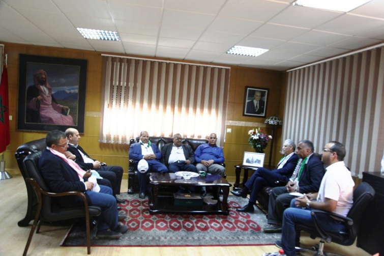 الأخ الأمين العام لحرب الاستقلال يستقبل وفدا من إدارة نادي هلال أريحا الفلسطيني الأخ الأمين العام لحرب الاستقلال يستقبل وفدا من إدارة نادي هلال أريحا الفلسطيني