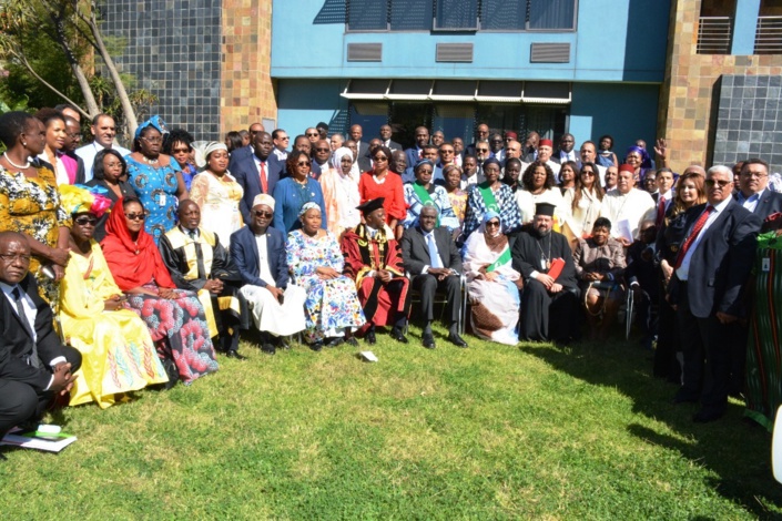 الأخ عبداللطيف أبدوح يؤدي القسم إلى جانب أربعة برلمانين مغاربة باعتبارهم أعضاء رسميين برلمان عموم افريقيا الأخ عبداللطيف أبدوح يؤدي القسم إلى جانب أربعة برلمانين مغاربة باعتبارهم أعضاء رسميين برلمان عموم افريقيا