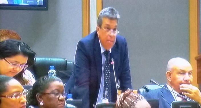 مداخلة المستشار عبد اللطيف أبوح عضو برلمان عموم إفريقيا في مناقشة الإصلاح المؤسساتي للإتحاد الإفريقي مداخلة المستشار عبد اللطيف أبوح عضو برلمان عموم إفريقيا في مناقشة الإصلاح المؤسساتي للإتحاد الإفريقي