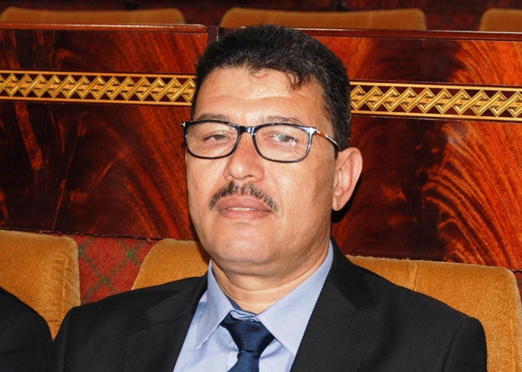 النائب الحسين أزوكاغ :  المستشفيات مهددة بالشلل بسبب تعنت وزارة الصحة