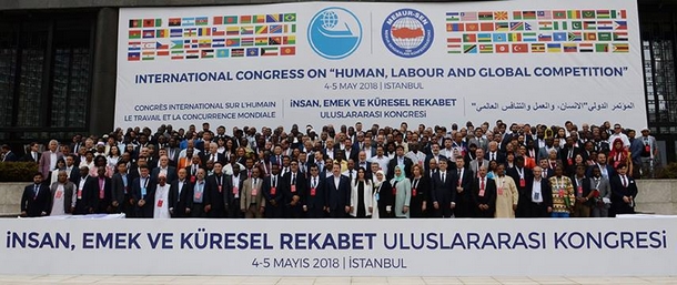 مشاركة الأخ الكاتب العام النعم ميارة في المؤتمر الدولي: “الإنسان والعمل والتنافس العالمي” بتركيا