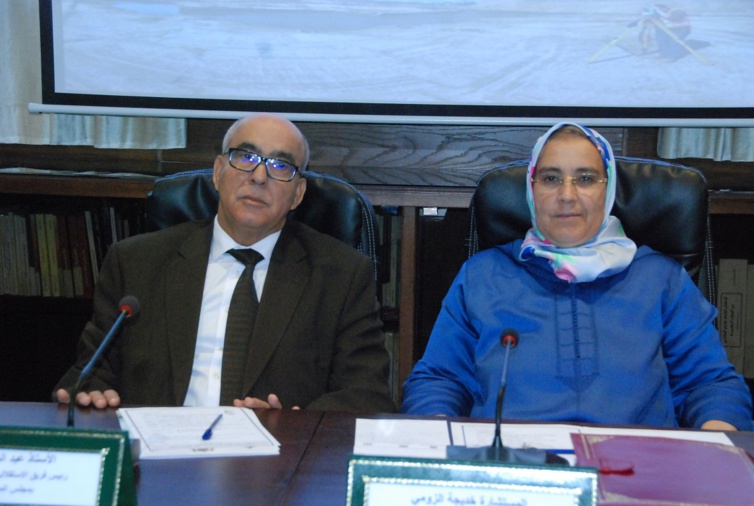 الفريق الاستقلالي بمجلس المستشارين ينظم لقاء دراسيا حول"منظومة التحفيظ العقاري ودورها في تحقيق الأمن التعاقدي: الواقع والرهانات" الفريق الاستقلالي بمجلس المستشارين ينظم لقاء دراسيا حول"منظومة التحفيظ العقاري ودورها في تحقيق الأمن التعاقدي: الواقع والرهانات"