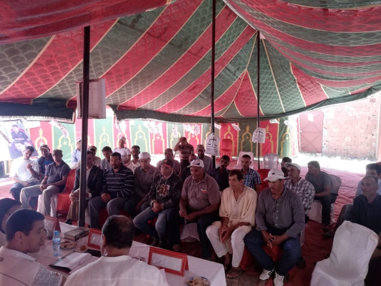 التحركات النضالية للأخت خديجة الزومي ترعب تجار الانتخابات بجماعة عامر الشمالية بسيدي سليمان التحركات النضالية للأخت خديجة الزومي ترعب تجار الانتخابات بجماعة عامر الشمالية بسيدي سليمان