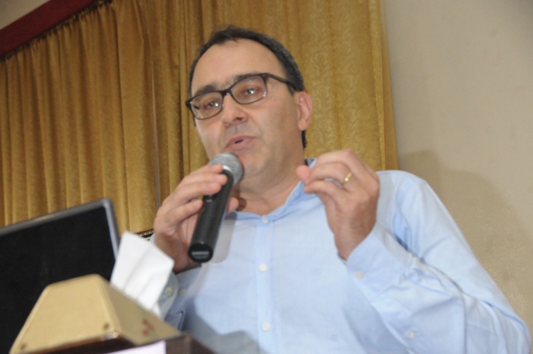 في كلمة للأخ نزار بركة خلال لقاء تواصلي مع مناضلي ومناضلات الحزب بجهة الدار البيضاء سطات في كلمة للأخ نزار بركة خلال لقاء تواصلي مع مناضلي ومناضلات الحزب بجهة الدار البيضاء سطات