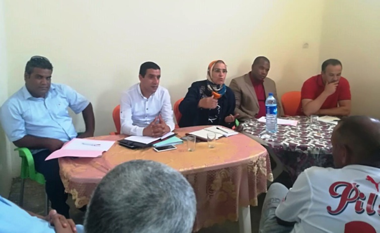 الأخت خديجة الزومي تتراس اشغال المؤتمر المحلي لحزب الاستقلال بفرع جماعة اولاد احسين باقليم سيدي سليمان الأخت خديجة الزومي تتراس اشغال المؤتمر المحلي لحزب الاستقلال بفرع جماعة اولاد احسين باقليم سيدي سليمان