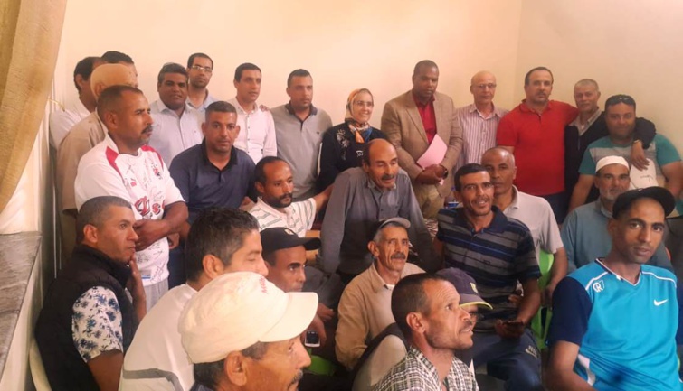 الأخت خديجة الزومي تتراس اشغال المؤتمر المحلي لحزب الاستقلال بفرع جماعة اولاد احسين باقليم سيدي سليمان الأخت خديجة الزومي تتراس اشغال المؤتمر المحلي لحزب الاستقلال بفرع جماعة اولاد احسين باقليم سيدي سليمان