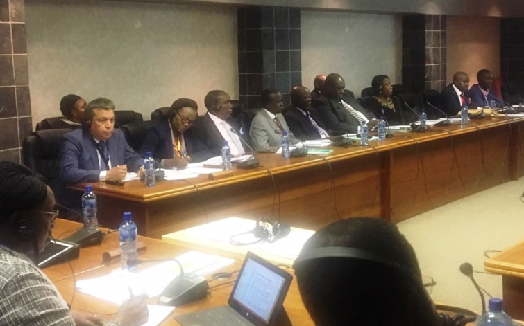 مشاركة مكثفة للمستشار البرلماني عبد اللطيف ابدوح في أشغال اللجن الدائمة لبرلمان عموم افريقيا مشاركة مكثفة للمستشار البرلماني عبد اللطيف ابدوح في أشغال اللجن الدائمة لبرلمان عموم افريقيا