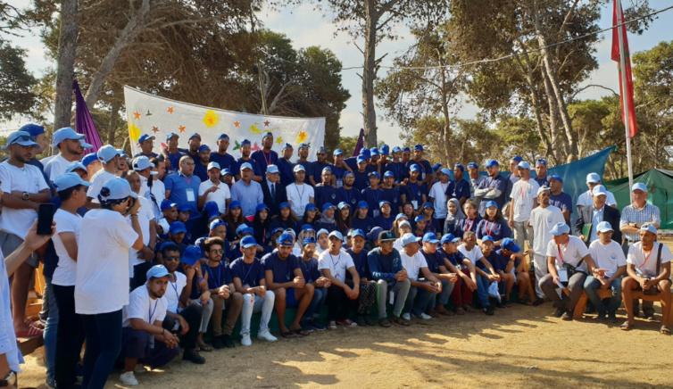 نزار بركة: الشباب المغربي في حاجة لمن يفتح أمامه باب الثقة والأمل في المستقبل نزار بركة: الشباب المغربي في حاجة لمن يفتح أمامه باب الثقة والأمل في المستقبل