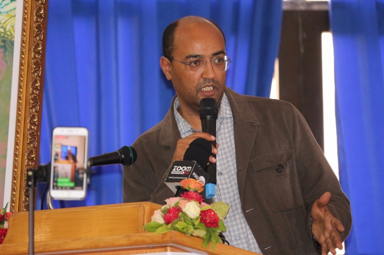 الأخ سيدي حمدي ولد الرشيد يستعرض واقع التنمية بإقليم بوجدور وجماعاته الترابية الأخ سيدي حمدي ولد الرشيد يستعرض واقع التنمية بإقليم بوجدور وجماعاته الترابية