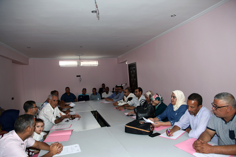 في الجمع العام لتجديد المكتب الإقليمي بمكناس للجامعة الوطنية لموظفي وأعوان وزارة الشباب والرياضة