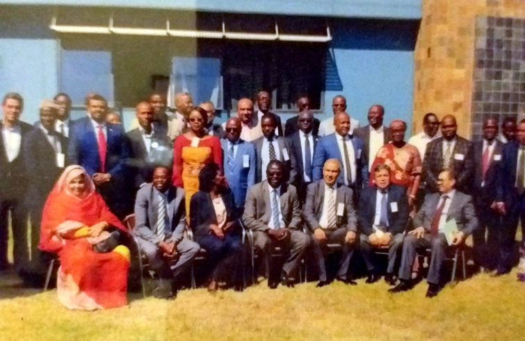 نحو تعزيز التكامل والتنمية وحقوق الإنسان والديمقراطية والحكم الرشيد في افريقيا نحو تعزيز التكامل والتنمية وحقوق الإنسان والديمقراطية والحكم الرشيد في افريقيا