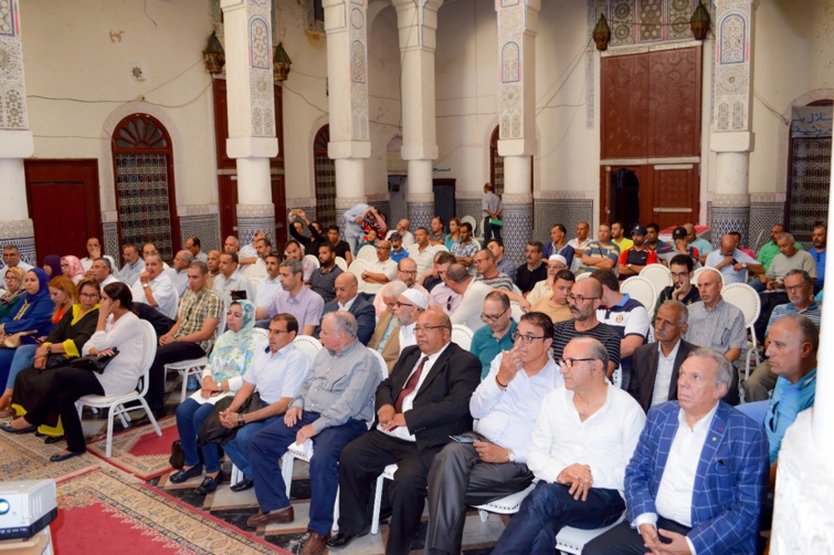 الأخ عبداللطيف معزوز مبعوث اللجنة التنفيذية يترأس أشغال المجلس الاقليمي لفاس الأخ عبداللطيف معزوز مبعوث اللجنة التنفيذية يترأس أشغال المجلس الاقليمي لفاس