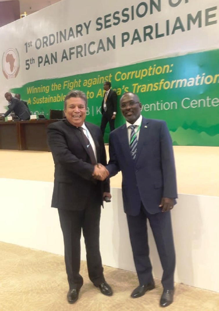 لقاءات مكثفة للأخ عبداللطيف أبدوح مع أعضاء  من برلمان عموم إفريقيا لقاءات مكثفة للأخ عبداللطيف أبدوح مع أعضاء  من برلمان عموم إفريقيا