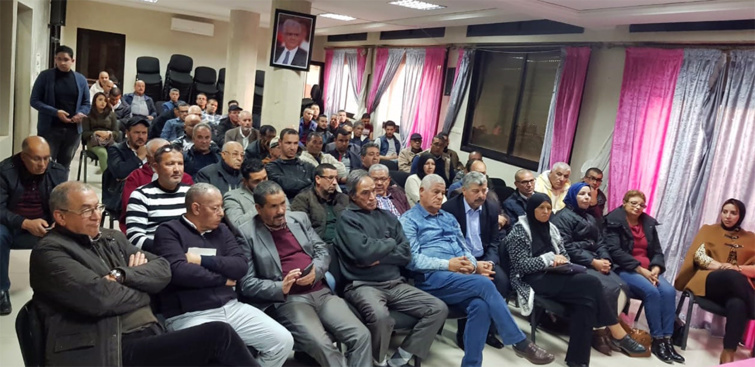 تنظيمات حزب الاستقلال بالجهة الشرقية الحدودية تثمن خطاب صاحب الجلالة وتدعوالجيران إلى التفاعل الإيجابي مع المبادرة الملكية السامية تنظيمات حزب الاستقلال بالجهة الشرقية الحدودية تثمن خطاب صاحب الجلالة وتدعوالجيران إلى التفاعل الإيجابي مع المبادرة الملكية السامية