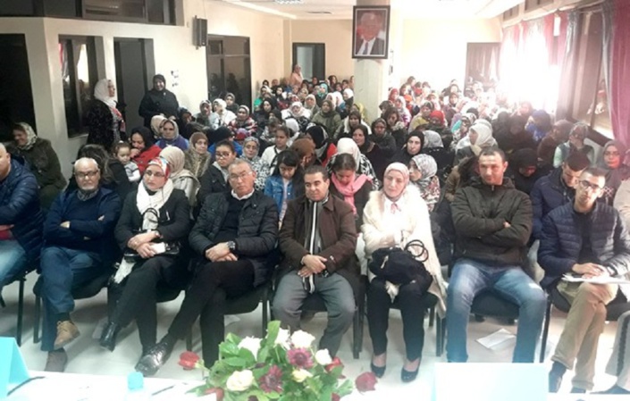 تثمينا لخطاب جلالة الملك حول العلاقات المغربية الجزائرية: تثمينا لخطاب جلالة الملك حول العلاقات المغربية الجزائرية: