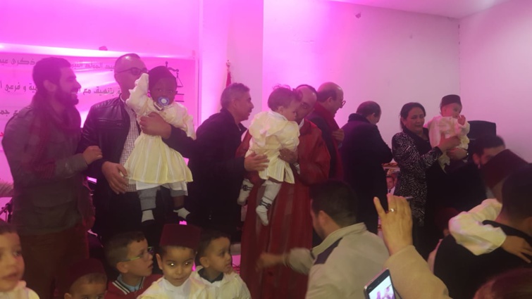 حزب الاستقلال بطنجة ينظم حفل إعذار لعشرات أطفال الأسر المعوزة حزب الاستقلال بطنجة ينظم حفل إعذار لعشرات أطفال الأسر المعوزة