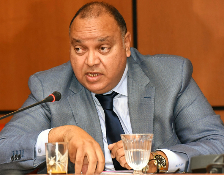 الاخ محمد الحافظ : التفاوتات المجالية لازالت تكرس مقولة المغرب الغير النافع الاخ محمد الحافظ : التفاوتات المجالية لازالت تكرس مقولة المغرب الغير النافع