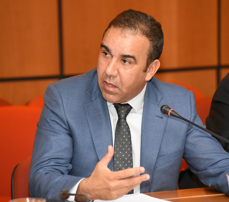 الاخ عبد العزيز لشهب : التماطل في تسقيف أسعارالمحروقات يهدد الاستقرار الاجتماعي الاخ عبد العزيز لشهب : التماطل في تسقيف أسعارالمحروقات يهدد الاستقرار الاجتماعي