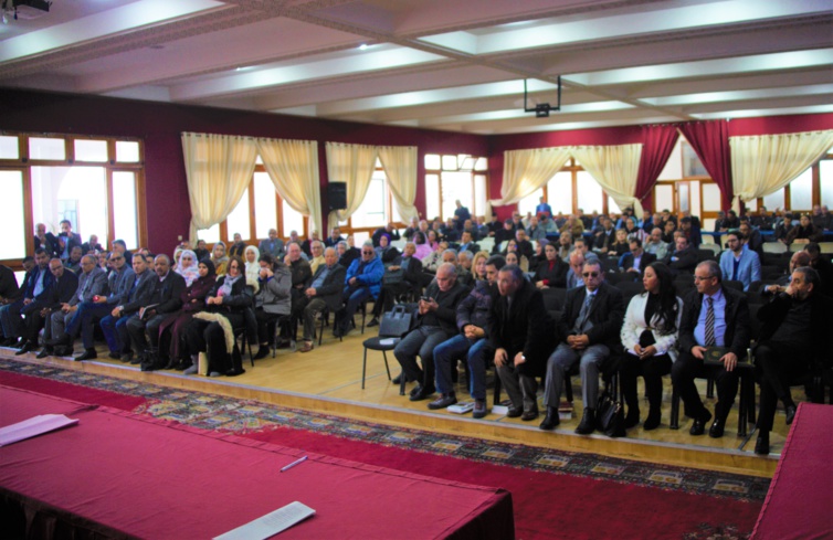 اهتمام إعلامي كبير بأشغال اللجنة المركزية لحزب الاستقلال اهتمام إعلامي كبير بأشغال اللجنة المركزية لحزب الاستقلال