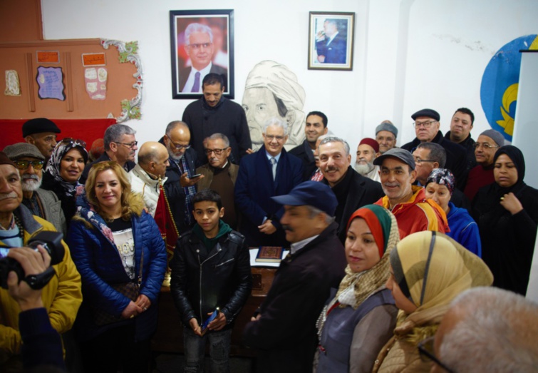 الأخ نزار بركة بفاس.. زيارات تفقدية لبعض الفروع المحلية للحزب وإعطاء انطلاقة الدينامية التنظيمية المحلية بما تعنيه من رهان على التكوين الحزبي والعمل التطوعي وإعادة الاعتبار للذاكرة الحزبية والإنتاج الفكري الاستقلالي الأخ نزار بركة بفاس.. زيارات تفقدية لبعض الفروع المحلية للحزب وإعطاء انطلاقة الدينامية التنظيمية المحلية بما تعنيه من رهان على التكوين الحزبي والعمل التطوعي وإعادة الاعتبار للذاكرة الحزبية والإنتاج الفكري الاستقلالي