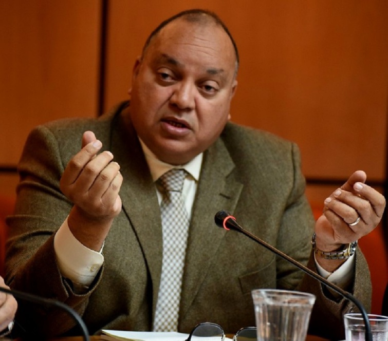 الاخ محمد الحافظ : التعثر في بلوغ أهداف البرامج السكنية يؤثر على حق المواطنين في السكن الاخ محمد الحافظ : التعثر في بلوغ أهداف البرامج السكنية يؤثر على حق المواطنين في السكن