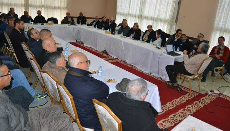 الأخ عبد اللطيف معزوز يؤطر لقاء تواصليا لرابطة الاقتصاديين الاستقلاليين بمكناس الأخ عبد اللطيف معزوز يؤطر لقاء تواصليا لرابطة الاقتصاديين الاستقلاليين بمكناس