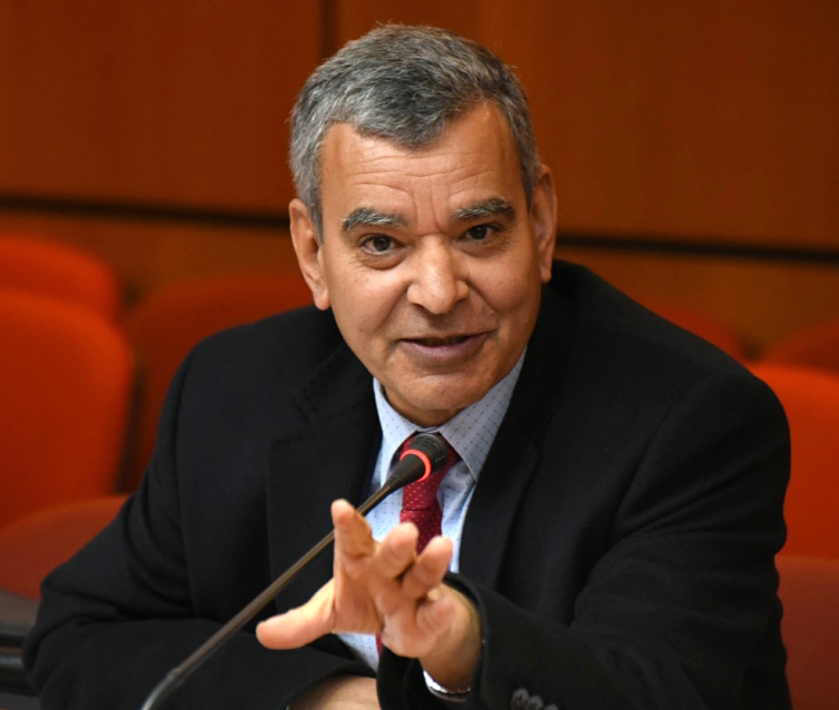 الأخ أحمد التومي : إنشاء وحدات إنتاجية بالعالم القروي يتطلب جيلا جديدا من الطاقة الأخ أحمد التومي : إنشاء وحدات إنتاجية بالعالم القروي يتطلب جيلا جديدا من الطاقة