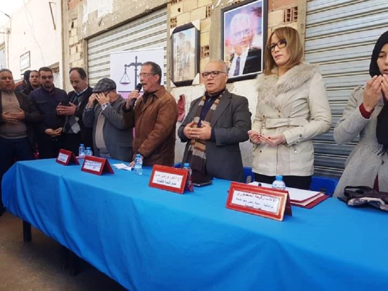 الأخ نورالدين مضيان يترأس لقاء التواصليا مع ساكنة بني جميل بالحسيمة الأخ نورالدين مضيان يترأس لقاء التواصليا مع ساكنة بني جميل بالحسيمة