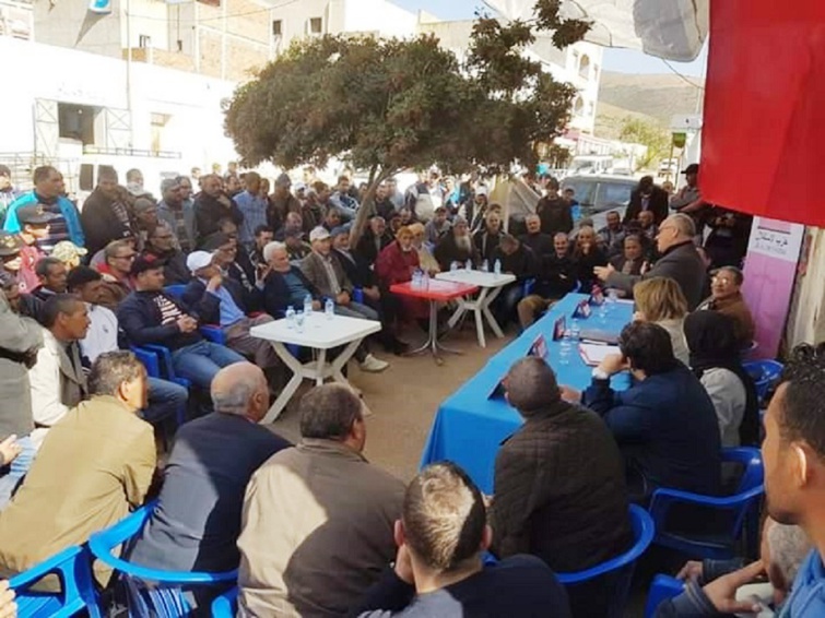 الأخ نورالدين مضيان يترأس لقاء التواصليا مع ساكنة بني جميل بالحسيمة الأخ نورالدين مضيان يترأس لقاء التواصليا مع ساكنة بني جميل بالحسيمة