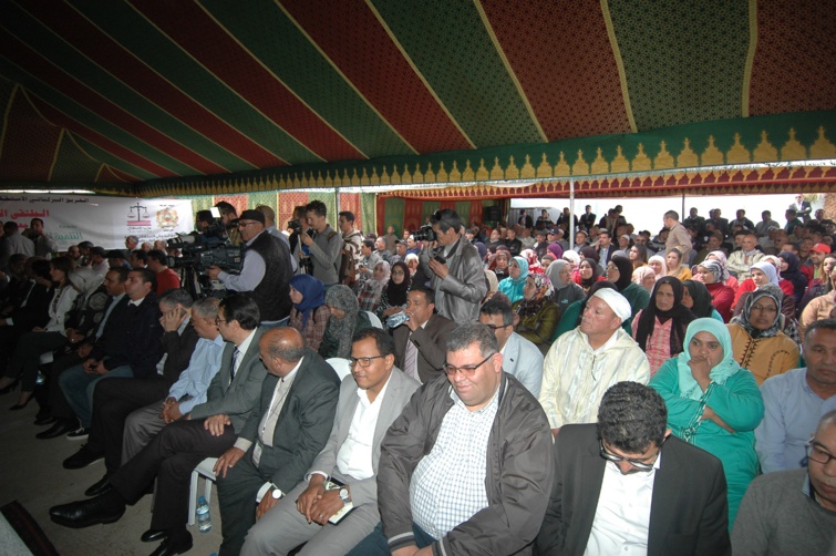 من أزيلال.. الأخ نزار بركة يشدد على ضرورة تقليص هوة الفقر والهشاشة الكبيرة التي تعاني منها ساكنة المناطق الجبلية من أزيلال.. الأخ نزار بركة يشدد على ضرورة تقليص هوة الفقر والهشاشة الكبيرة التي تعاني منها ساكنة المناطق الجبلية