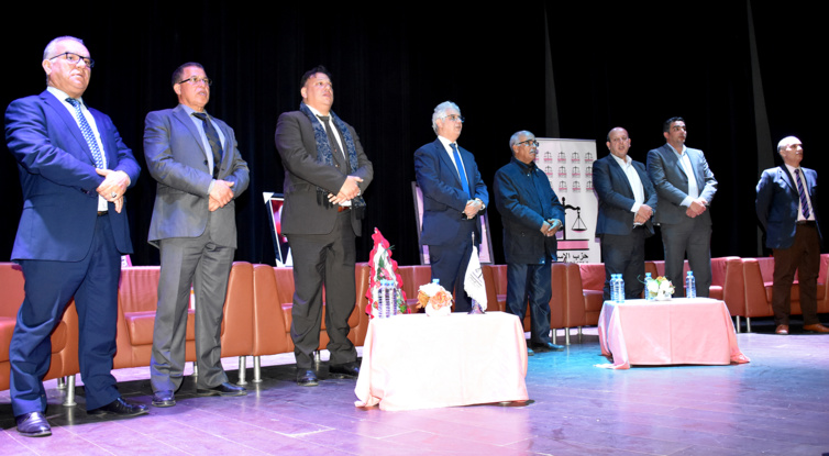 الأخ نزار بركة من القصر الكبير.. الحكومة مسؤولة عن الوضع الاجتماعي ببلادنا الموسوم بالهشاشة والاحتقان الأخ نزار بركة من القصر الكبير.. الحكومة مسؤولة عن الوضع الاجتماعي ببلادنا الموسوم بالهشاشة والاحتقان