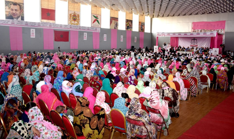 الأخ نزار بركة من السمارة.. يستعرض ثمار وآفاق النموذج التنموي الخاص بالأقاليم الجنوبية للمملكة ويدعو الحكومة إلى القطع مع نهج الازدواجية وتعطيل أوارش الإصلاح الأخ نزار بركة من السمارة.. يستعرض ثمار وآفاق النموذج التنموي الخاص بالأقاليم الجنوبية للمملكة ويدعو الحكومة إلى القطع مع نهج الازدواجية وتعطيل أوارش الإصلاح