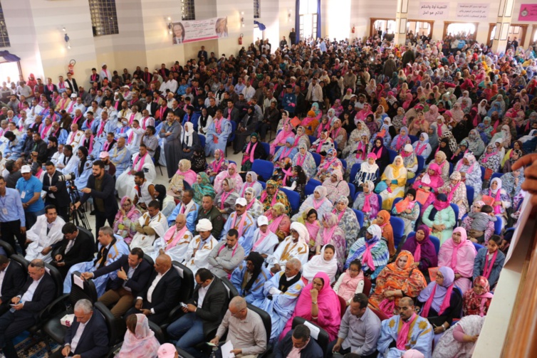 الأخ نزار بركة من بوجدور.. حزب الاستقلال قوة اقتراحية خلاقة لتعزيز التنمية بالأقاليم الجنوبية للمملكة الأخ نزار بركة من بوجدور.. حزب الاستقلال قوة اقتراحية خلاقة لتعزيز التنمية بالأقاليم الجنوبية للمملكة