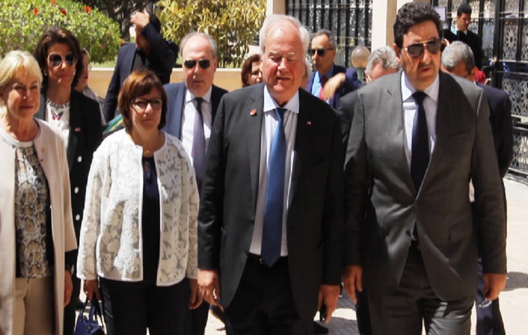 وفد فرنسي رفيع المستوى في زيارة عمل رسمية لمدينة الداخلة وفد فرنسي رفيع المستوى في زيارة عمل رسمية لمدينة الداخلة