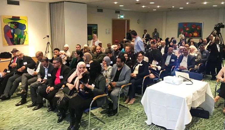 وفد من قيادة حزب الاستقلال يتدارس بهولندا أوضاع الجالية المغربية وفد من قيادة حزب الاستقلال يتدارس بهولندا أوضاع الجالية المغربية