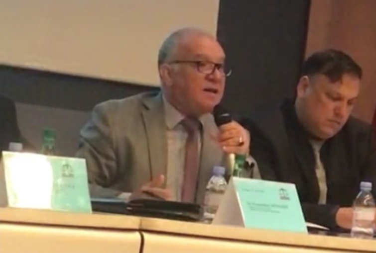 الأخ نور الدين مضيان من فرنسا.. الحكومة خدلت الجالية المغربية ولم تكن في مستوى عناية جلالة الملك بأبناء الوطن في الخارج الأخ نور الدين مضيان من فرنسا.. الحكومة خدلت الجالية المغربية ولم تكن في مستوى عناية جلالة الملك بأبناء الوطن في الخارج