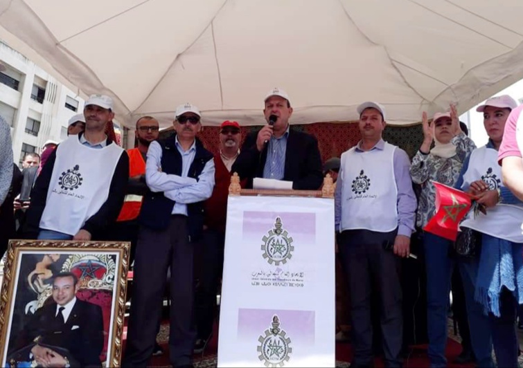 الأخ عبد الجبار الراشيدي باحتفالات فاتح ماي من طنجة.. حزب الاستقلال ملتزم بالانتصار للمطالب المشروعة والقضايا العادلة للموظفين والأجراء