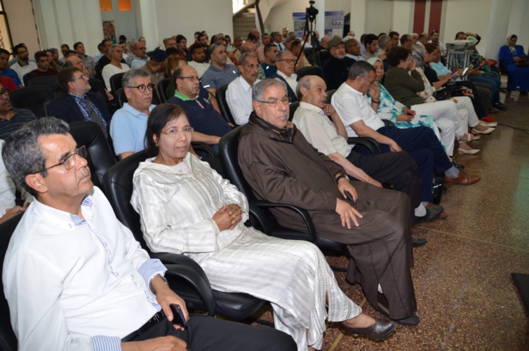 في ندوة فكرية لرابطة المهندسين الاستقلاليين بفاس.. افتخار حزب الاستقلال بالرصيد التاريخي والحضاري للمدينة العتيقة لفاس لا يقل أهمية عن انشغاله بتحسين ظروف عيش ساكنتها في ندوة فكرية لرابطة المهندسين الاستقلاليين بفاس.. افتخار حزب الاستقلال بالرصيد التاريخي والحضاري للمدينة العتيقة لفاس لا يقل أهمية عن انشغاله بتحسين ظروف عيش ساكنتها