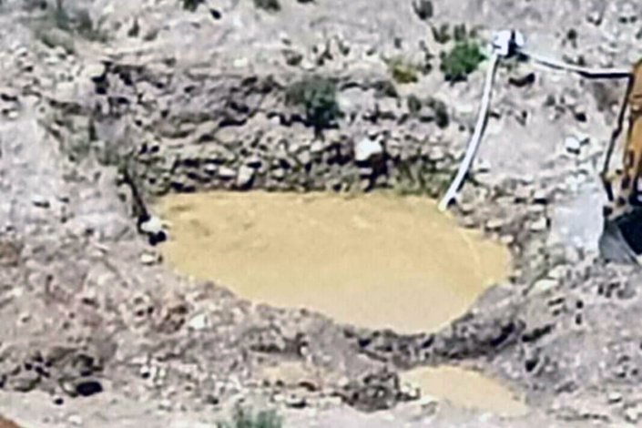المواطنون بتارجيست يطالبون بفتح  تحقيق عاجل حول وفاة طفل  بمقلع رملي عشوائي
