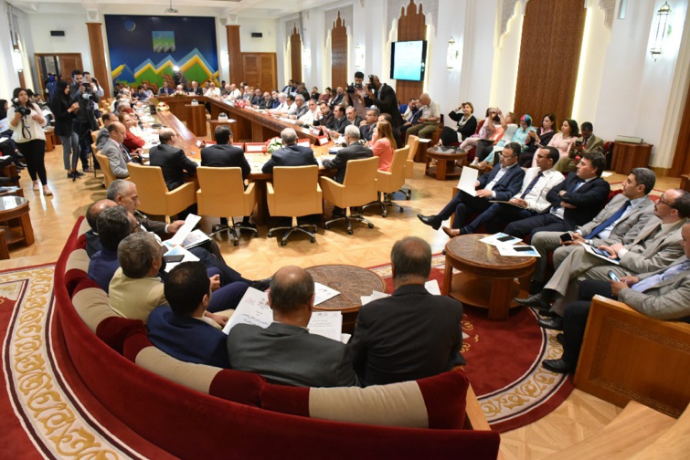 الأخ نورالدين مضيان: ضرورة إعادة النظر في الترسانة القانونية المتعلقة بالعقار والتعمير في العالم القروي الأخ نورالدين مضيان: ضرورة إعادة النظر في الترسانة القانونية المتعلقة بالعقار والتعمير في العالم القروي