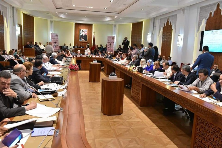 الأخ نزار بركة.. إصلاح منظومتي العقار والتعمير مفتاح للتنمية بالعالم القروي الأخ نزار بركة.. إصلاح منظومتي العقار والتعمير مفتاح للتنمية بالعالم القروي